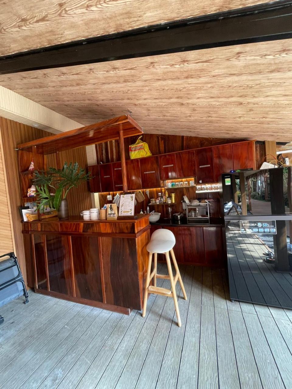 La Garden Homestay Long Xuyen Luaran gambar