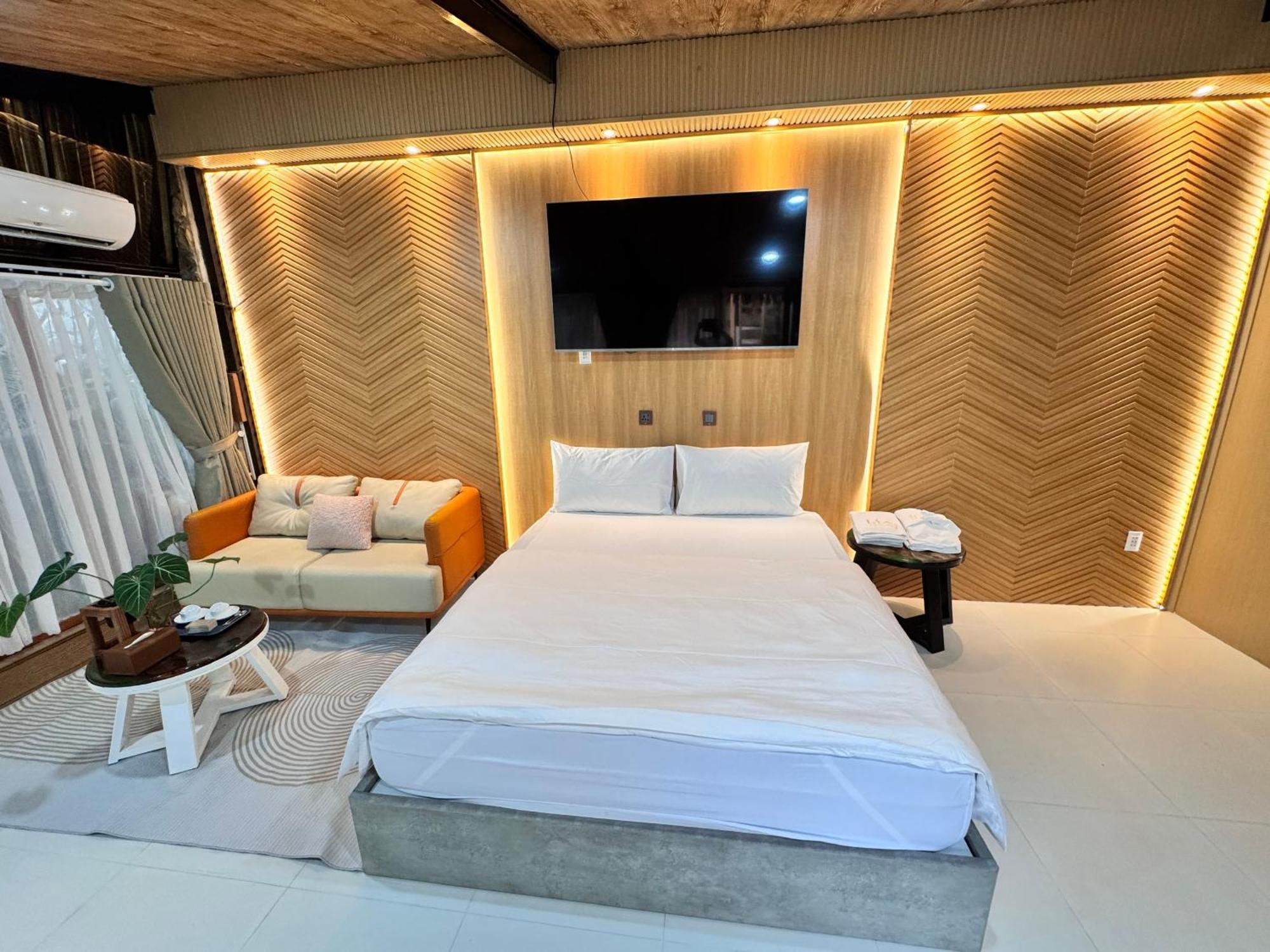 La Garden Homestay Long Xuyen Luaran gambar